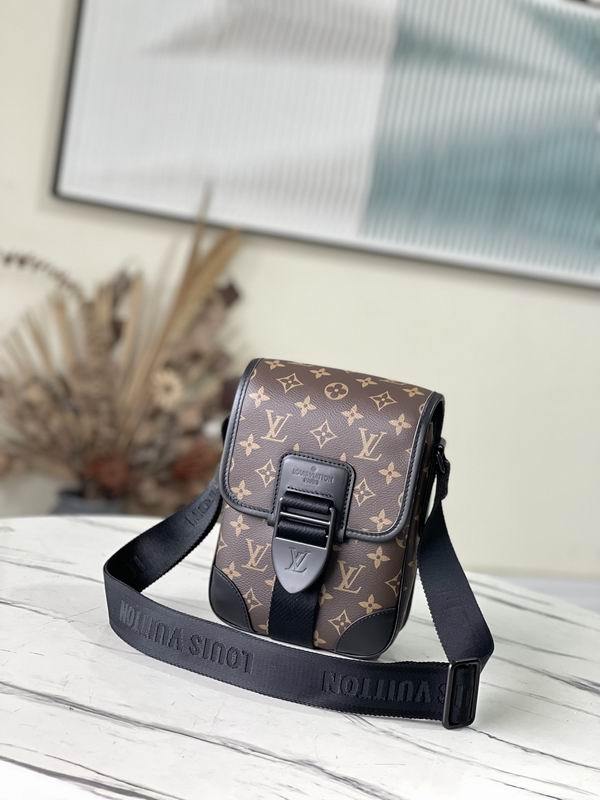 LV Handbags 400